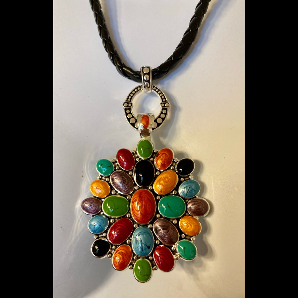 Best Necklace With Multicolored Pendant 11$